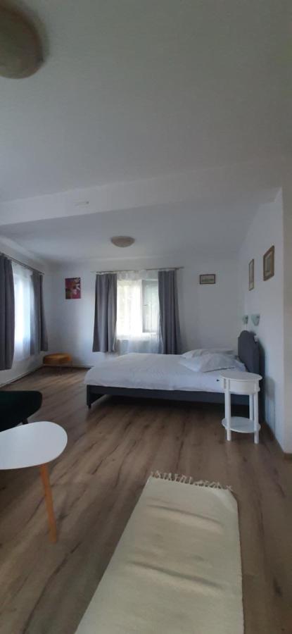 Piccola Italia Casa Racovita Cluj-Napoca Ngoại thất bức ảnh
