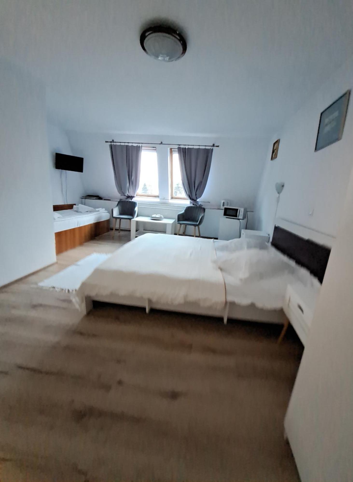 Piccola Italia Casa Racovita Cluj-Napoca Ngoại thất bức ảnh